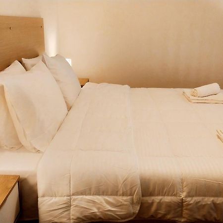 Uni Island - City Center Suites Heraklion Zewnętrze zdjęcie